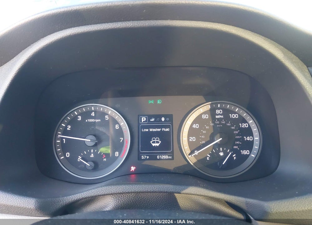 2018 HYUNDAI TUCSON VALUE VIN: KM8J33A24JU639159