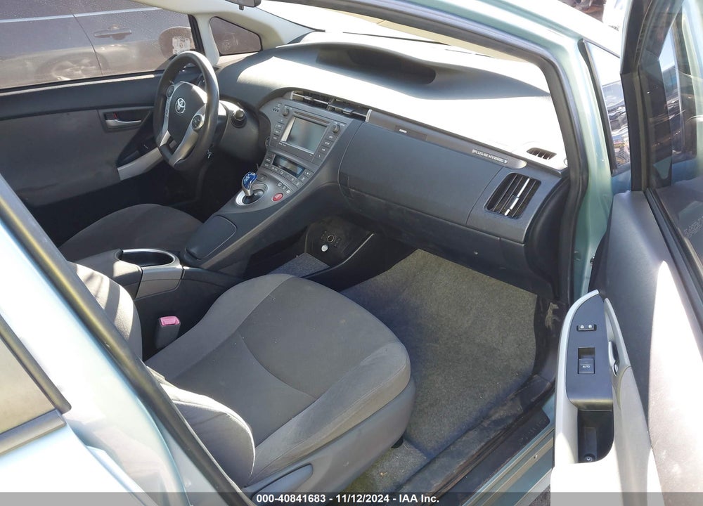 2013 TOYOTA PRIUS PLUG-IN VIN: JTDKN3DP2D3032438