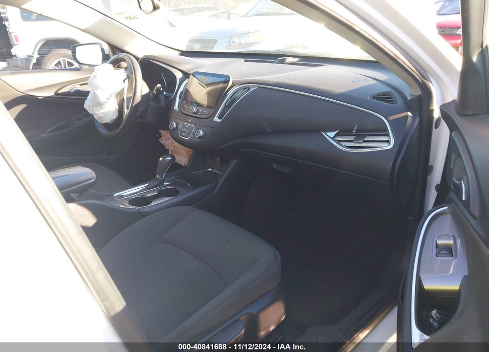 2018 CHEVROLET MALIBU LT VIN: 1G1ZD5ST6JF237714