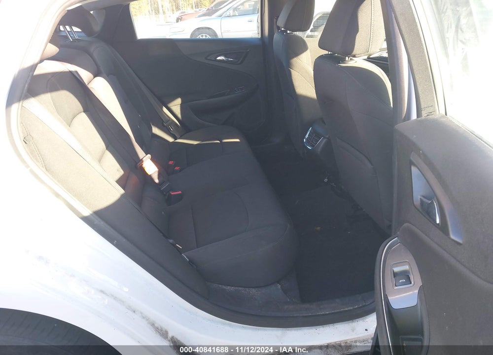 2018 CHEVROLET MALIBU LT VIN: 1G1ZD5ST6JF237714