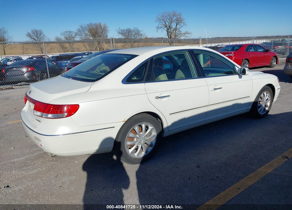 2007 HYUNDAI AZERA LIMITED/SE VIN: KMHFC46F57A140873