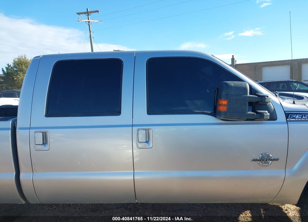 2011 FORD F-350 LARIAT VIN: 1FT8W3BT6BEC33395