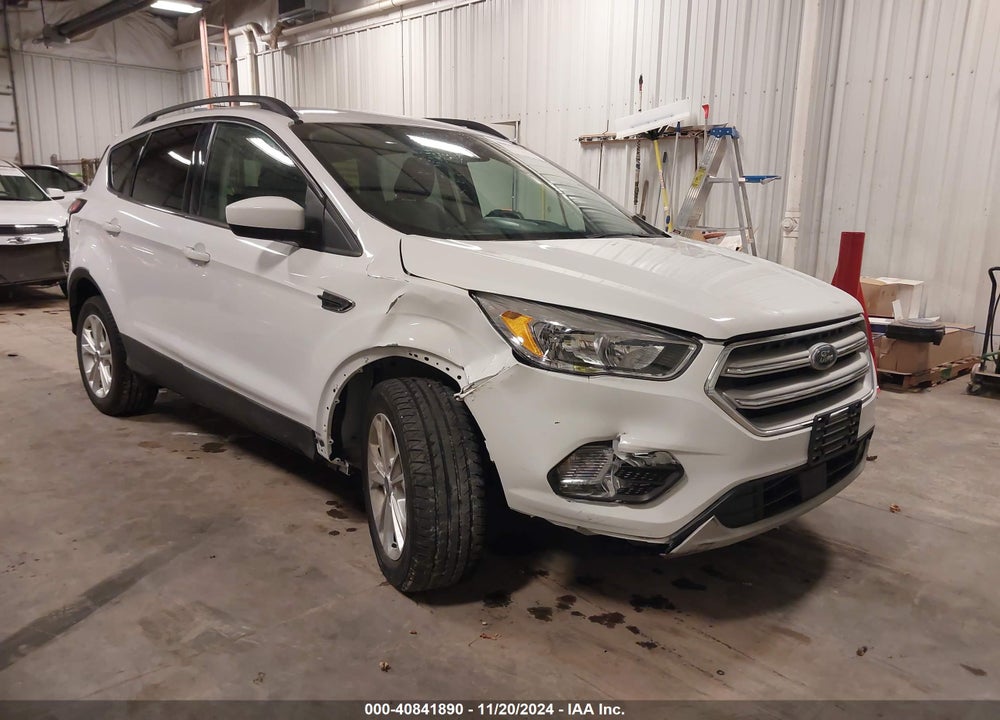 2018 FORD ESCAPE SE VIN: 1FMCU9GD5JUD08270