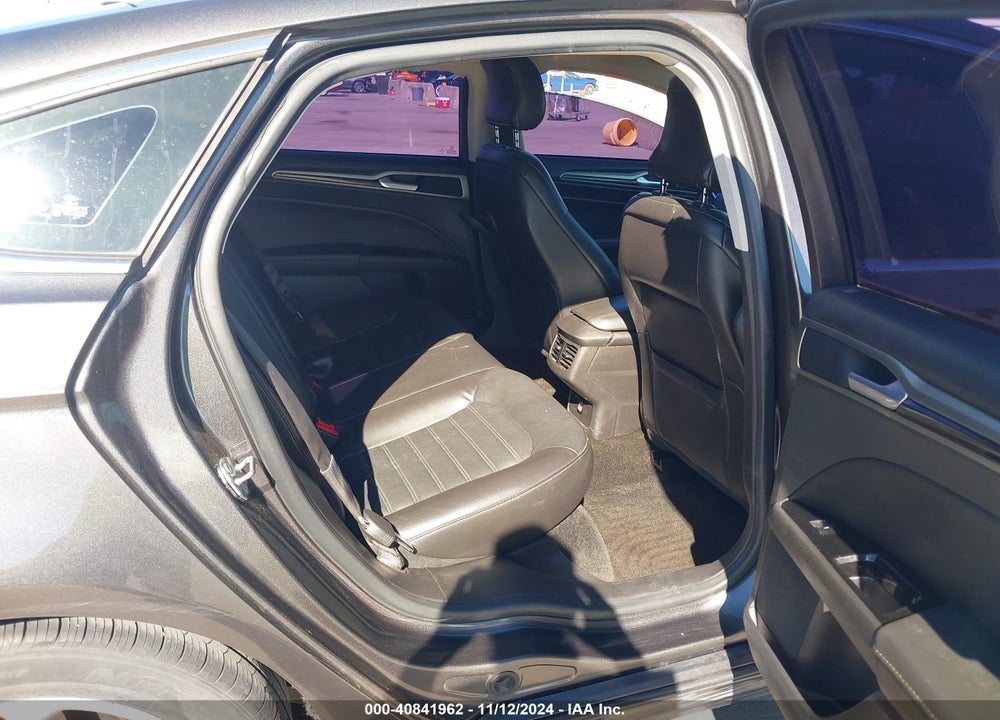 2015 FORD FUSION SE VIN: 3FA6P0HD9FR202962