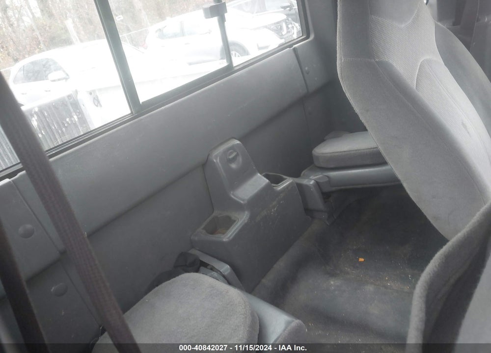 2003 MAZDA B4000 SE VIN: 4F4ZR47E53TM08851