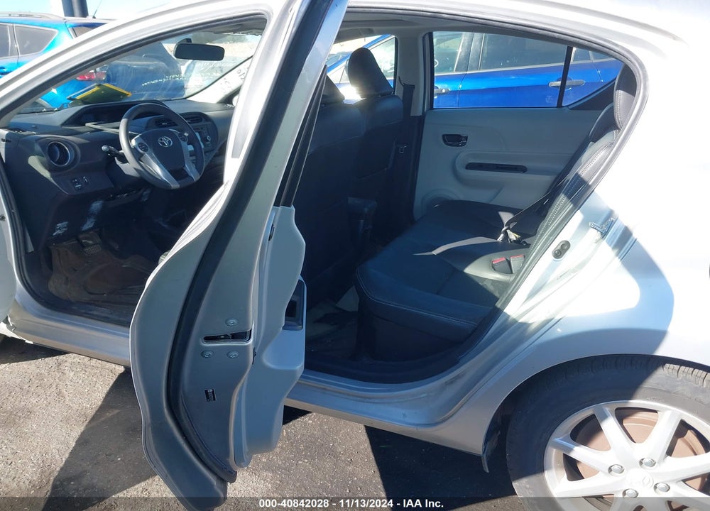 2012 TOYOTA PRIUS C FOUR VIN: JTDKDTB37C1012943
