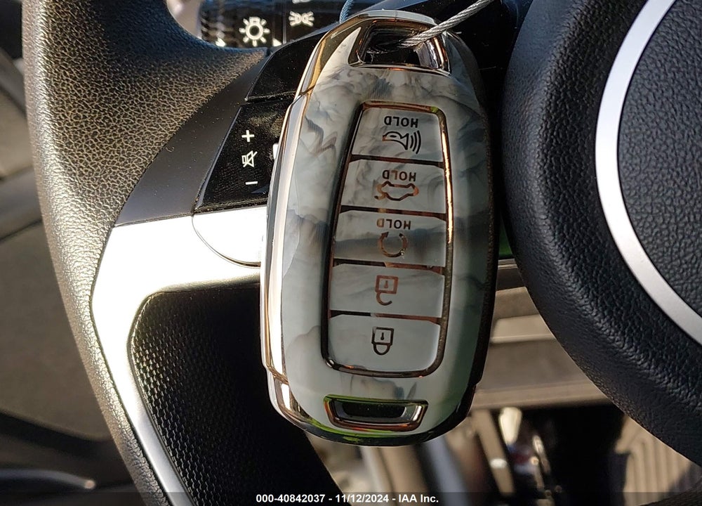 2022 HYUNDAI ELANTRA SEL VIN: 5NPLM4AG2NH059419