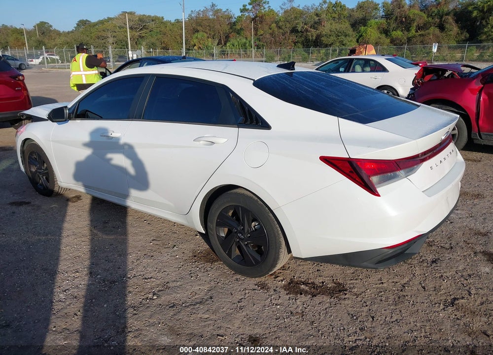2022 HYUNDAI ELANTRA SEL VIN: 5NPLM4AG2NH059419