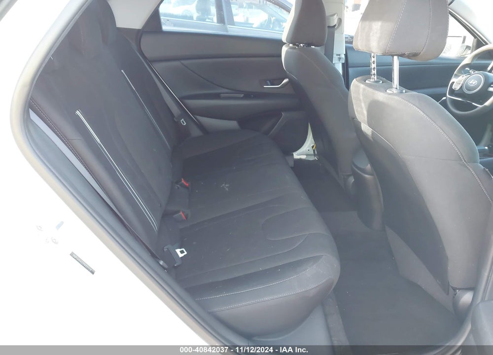 2022 HYUNDAI ELANTRA SEL VIN: 5NPLM4AG2NH059419