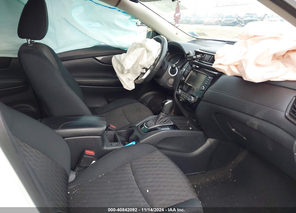 2018 NISSAN ROGUE SV VIN: 5N1AT2MV1JC785976