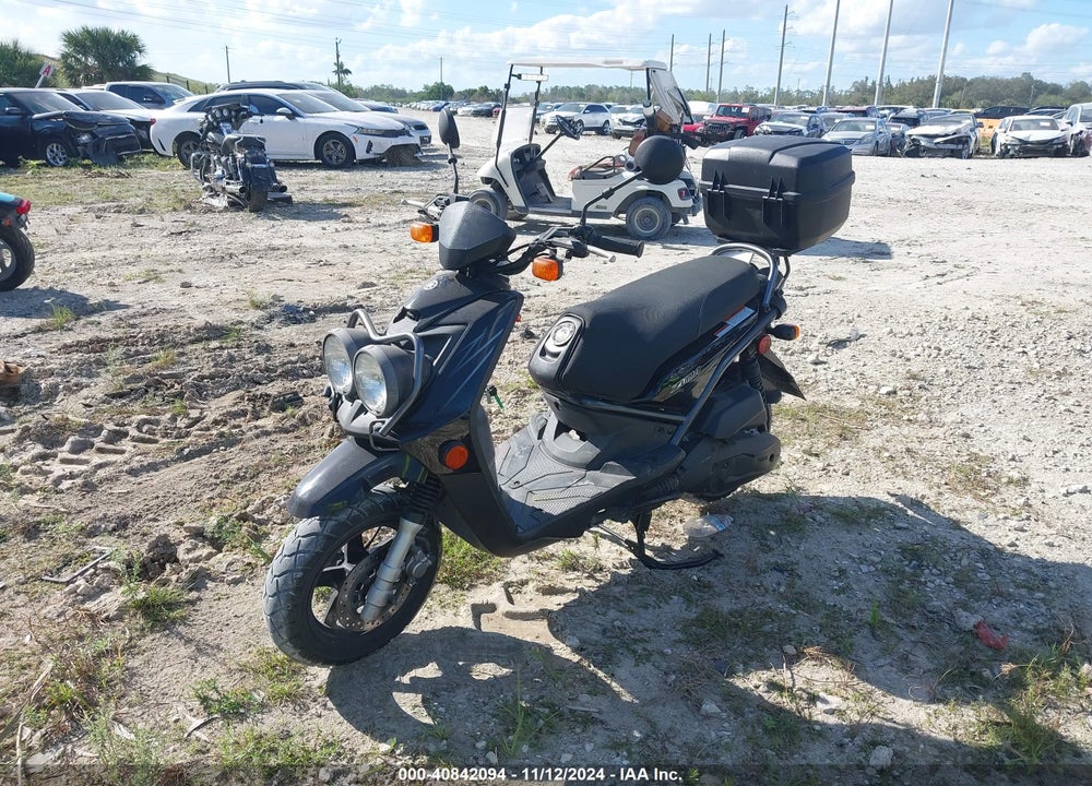 2011 YAMAHA YW125 VIN: RKRSE48Y6BA061757