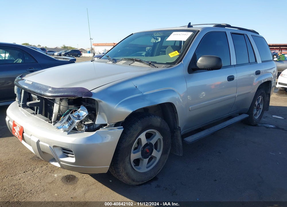 2006 CHEVROLET TRAILBLAZER LS VIN: 1GNDT13S262188598