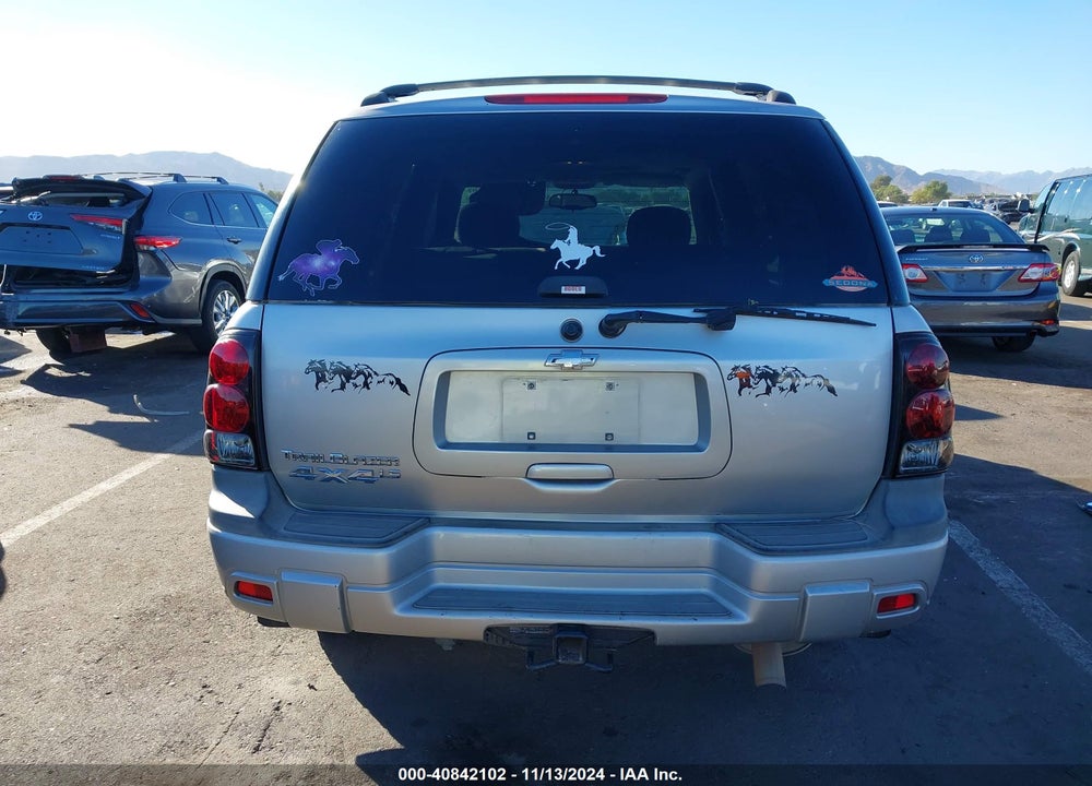 2006 CHEVROLET TRAILBLAZER LS VIN: 1GNDT13S262188598