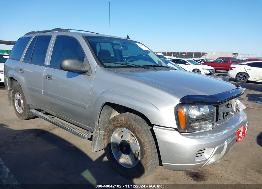 2006 CHEVROLET TRAILBLAZER LS VIN: 1GNDT13S262188598