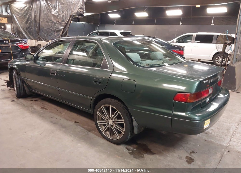 1999 TOYOTA CAMRY LE VIN: 4T1BG22K6XU915643