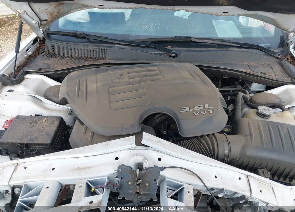 2018 CHRYSLER 300 VIN: 2C3CCAAG2JH256227
