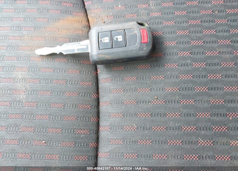 2018 MITSUBISHI OUTLANDER SPORT 2.0 ES VIN: JA4AP3AU1JZ000910