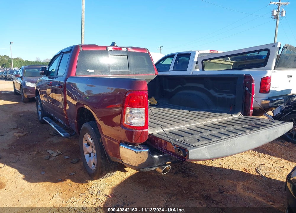 2021 RAM 1500 BIG HORN 4X4 6'4 BOX VIN: 1C6SRFBT9MN599828