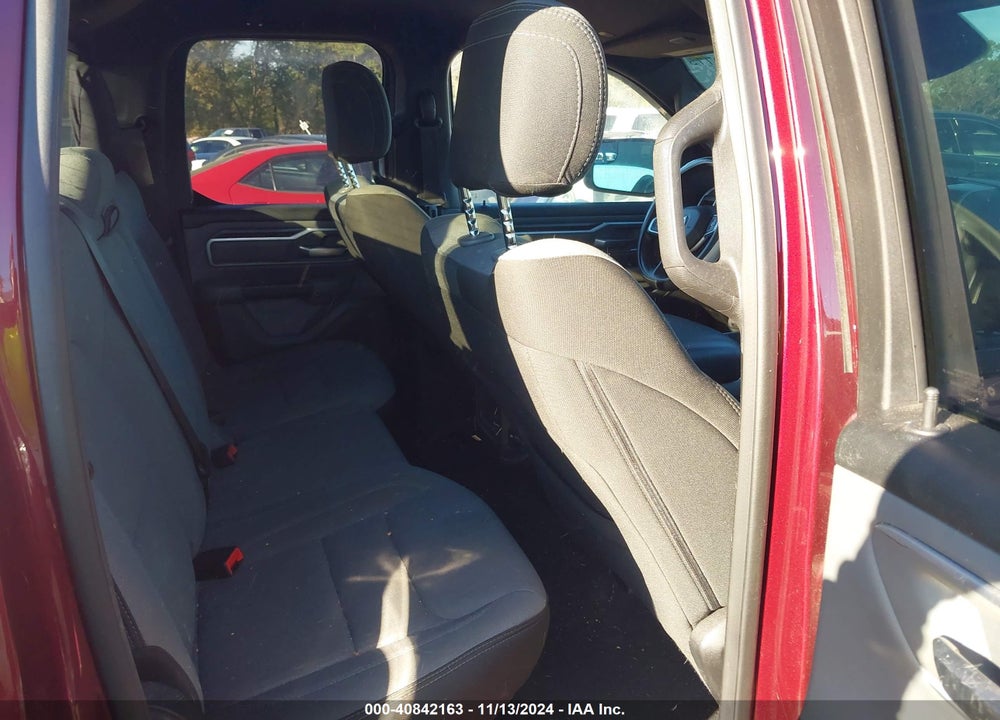 2021 RAM 1500 BIG HORN 4X4 6'4 BOX VIN: 1C6SRFBT9MN599828