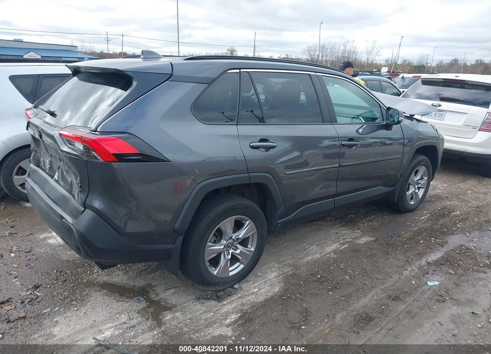 2023 TOYOTA RAV4 XLE VIN: 2T3P1RFV7PW352226