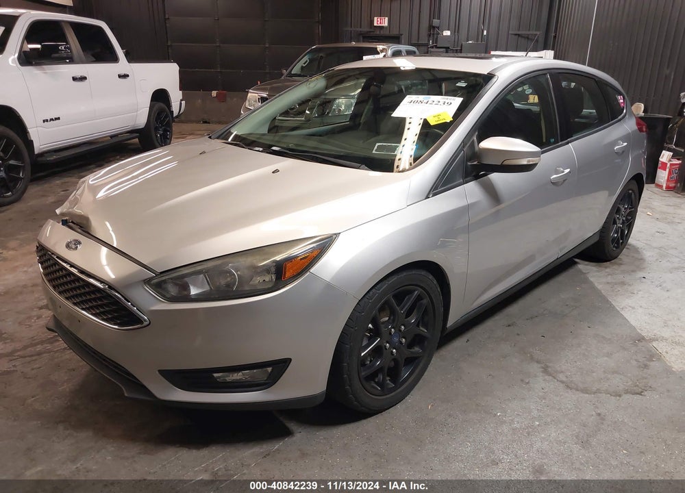 2015 FORD FOCUS SE VIN: 1FADP3K25FL247735