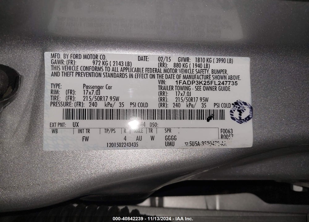 2015 FORD FOCUS SE VIN: 1FADP3K25FL247735