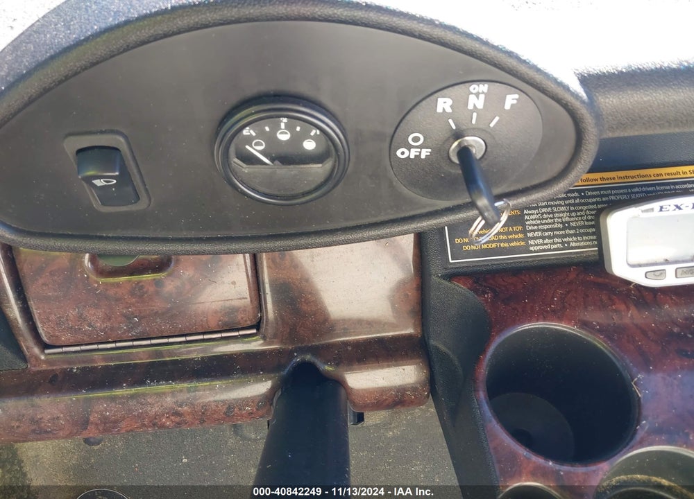 2010 GOLF CART OTHER VIN: 5112028