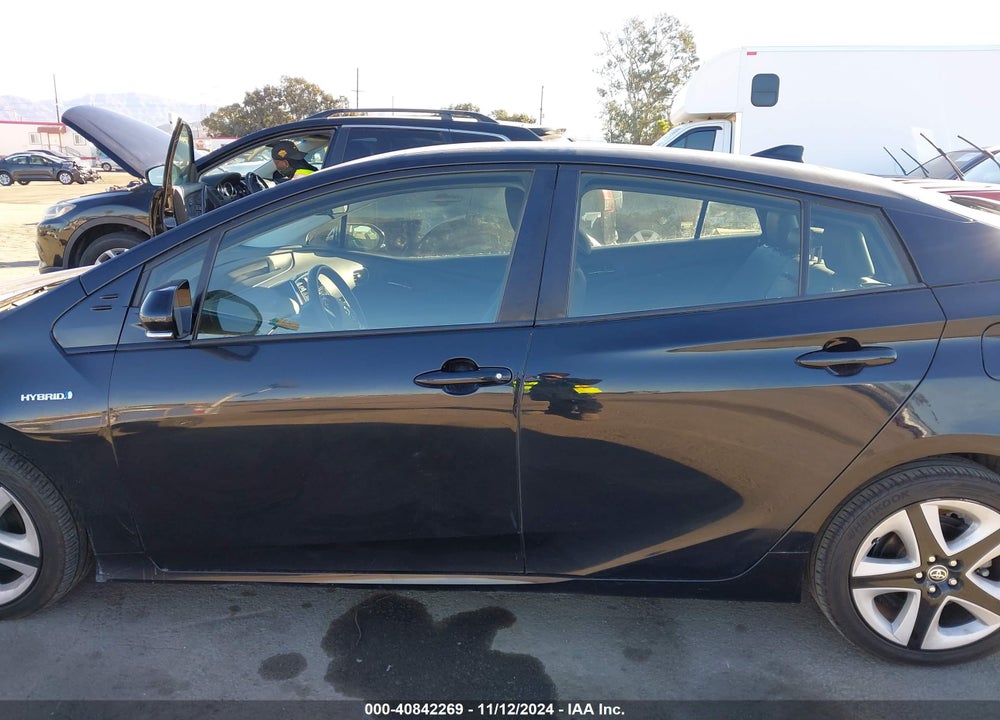 2017 TOYOTA PRIUS THREE TOURING VIN: JTDKARFU9H3044142
