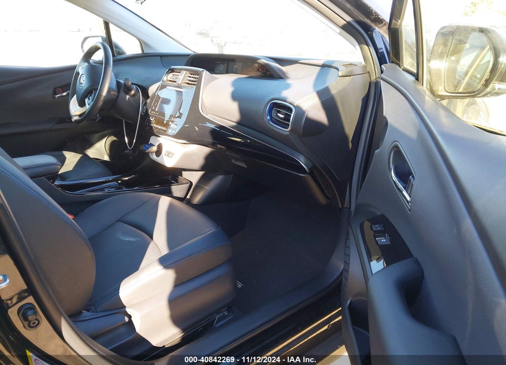 2017 TOYOTA PRIUS THREE TOURING VIN: JTDKARFU9H3044142