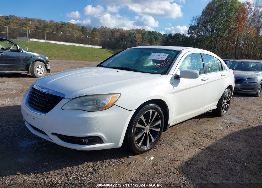 2013 CHRYSLER 200 LIMITED VIN: 1C3CCBCG1DN737407