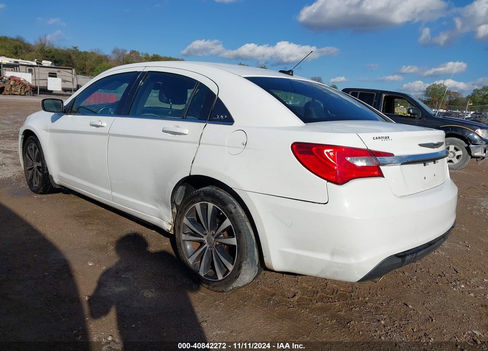 2013 CHRYSLER 200 LIMITED VIN: 1C3CCBCG1DN737407