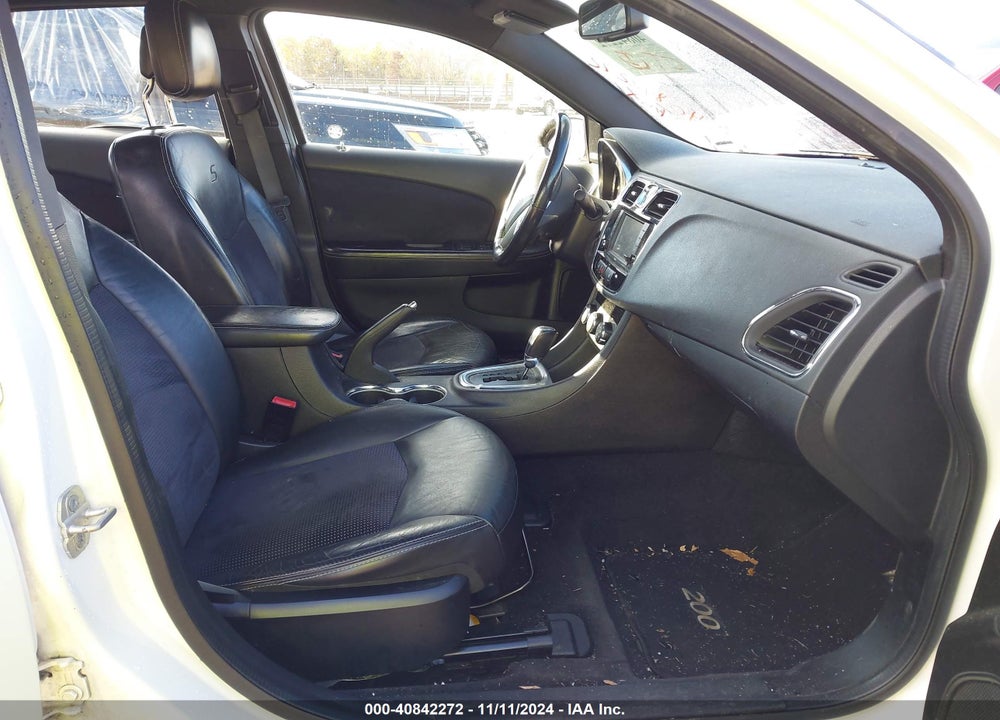 2013 CHRYSLER 200 LIMITED VIN: 1C3CCBCG1DN737407