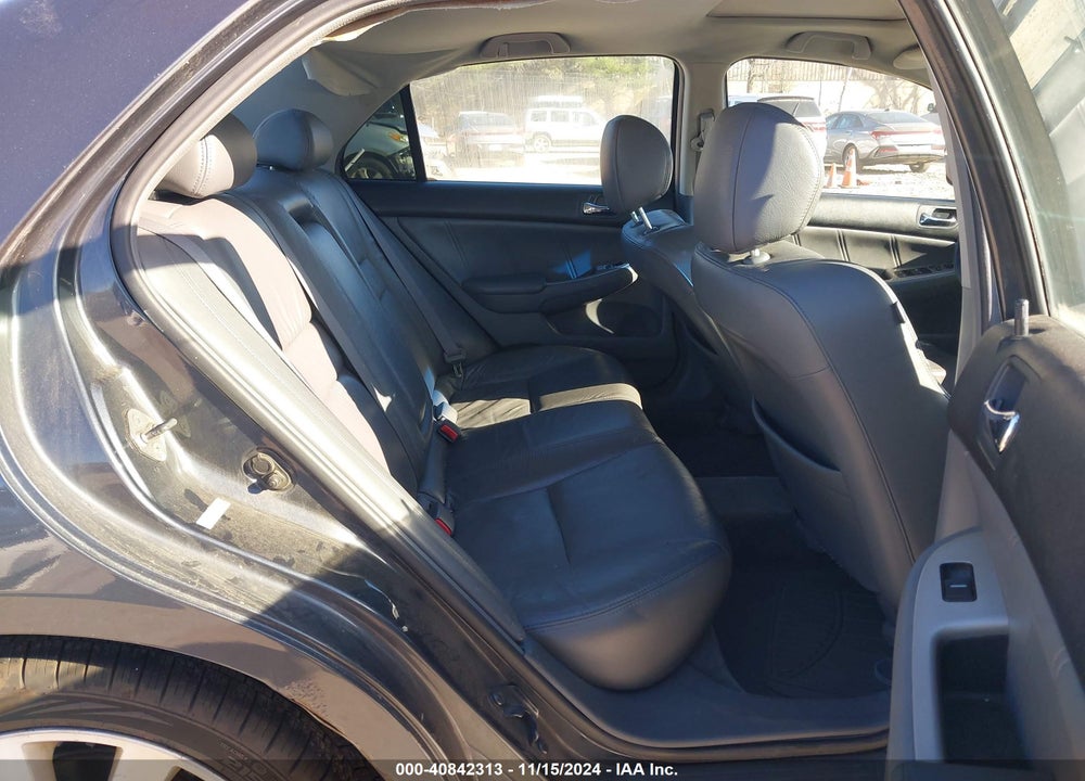 2007 HONDA ACCORD 3.0 EX VIN: 1HGCM66517A074220