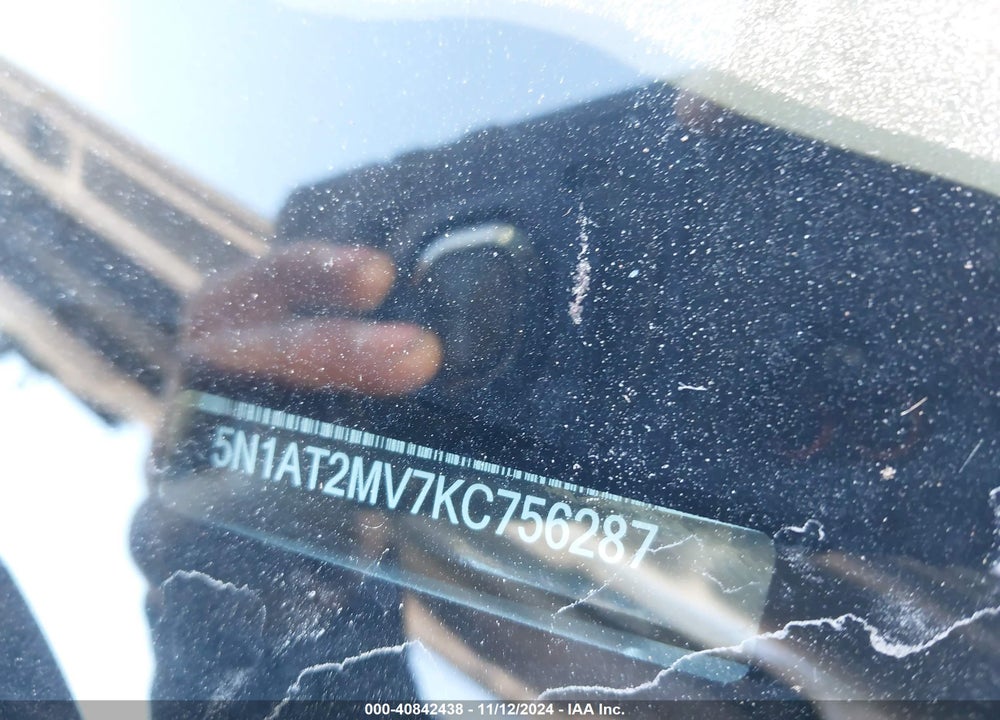 2019 NISSAN ROGUE SL VIN: 5N1AT2MV7KC756287