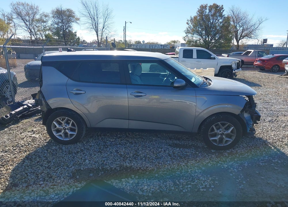 2023 KIA SOUL LX VIN: KNDJ23AU4P7857246
