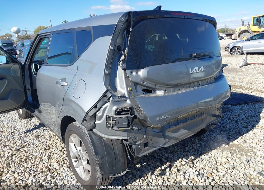 2023 KIA SOUL LX VIN: KNDJ23AU4P7857246