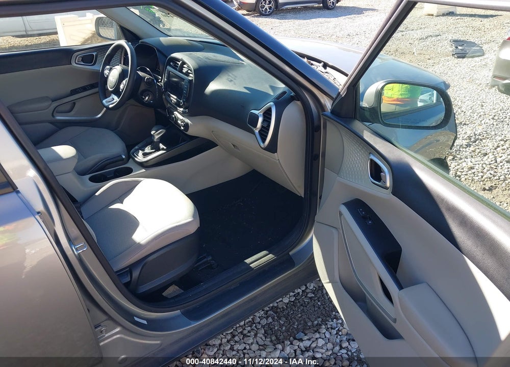 2023 KIA SOUL LX VIN: KNDJ23AU4P7857246