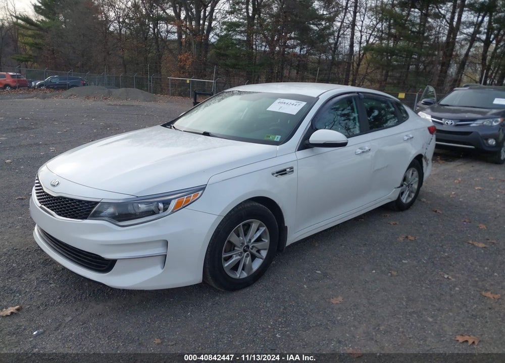 2018 KIA OPTIMA LX VIN: KNAGT4L38J5235671