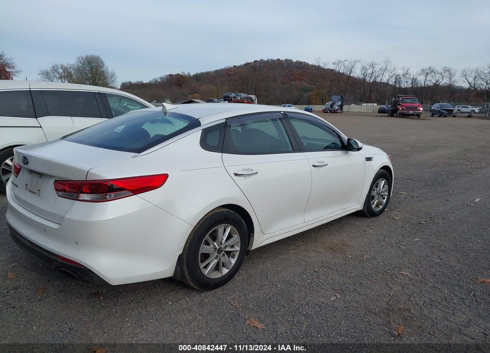 2018 KIA OPTIMA LX VIN: KNAGT4L38J5235671