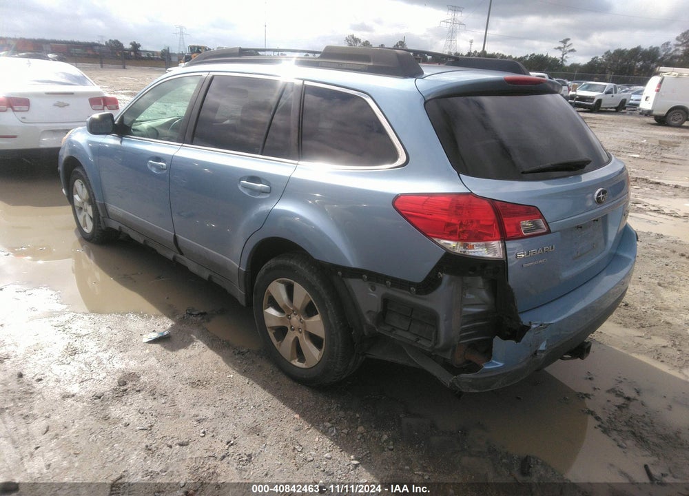 2010 SUBARU OUTBACK 2.5I LIMITED VIN: 4S4BRBKC3A3354348