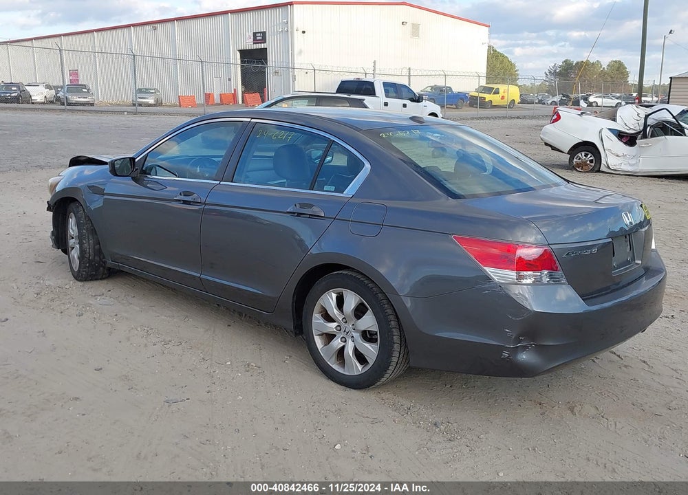 2008 HONDA ACCORD 2.4 EX-L VIN: 1HGCP26858A085619