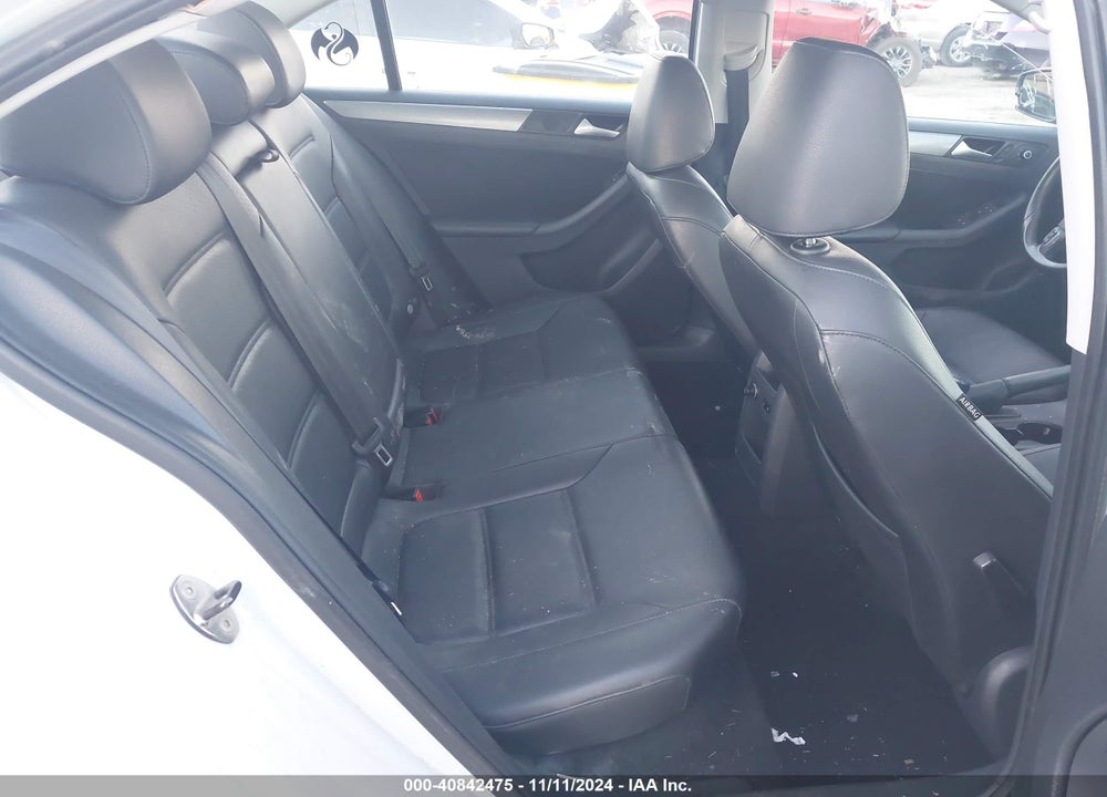 2014 VOLKSWAGEN JETTA 2.0L TDI VIN: 3VWLL7AJ5EM406975