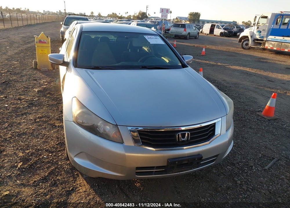2008 HONDA ACCORD 2.4 LX VIN: JHMCP26398C033044