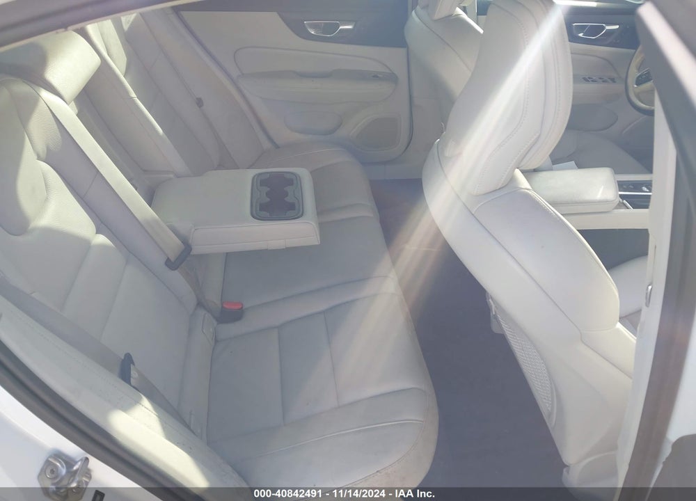 2020 VOLVO S60 T5 MOMENTUM VIN: 7JR102FK4LG030981