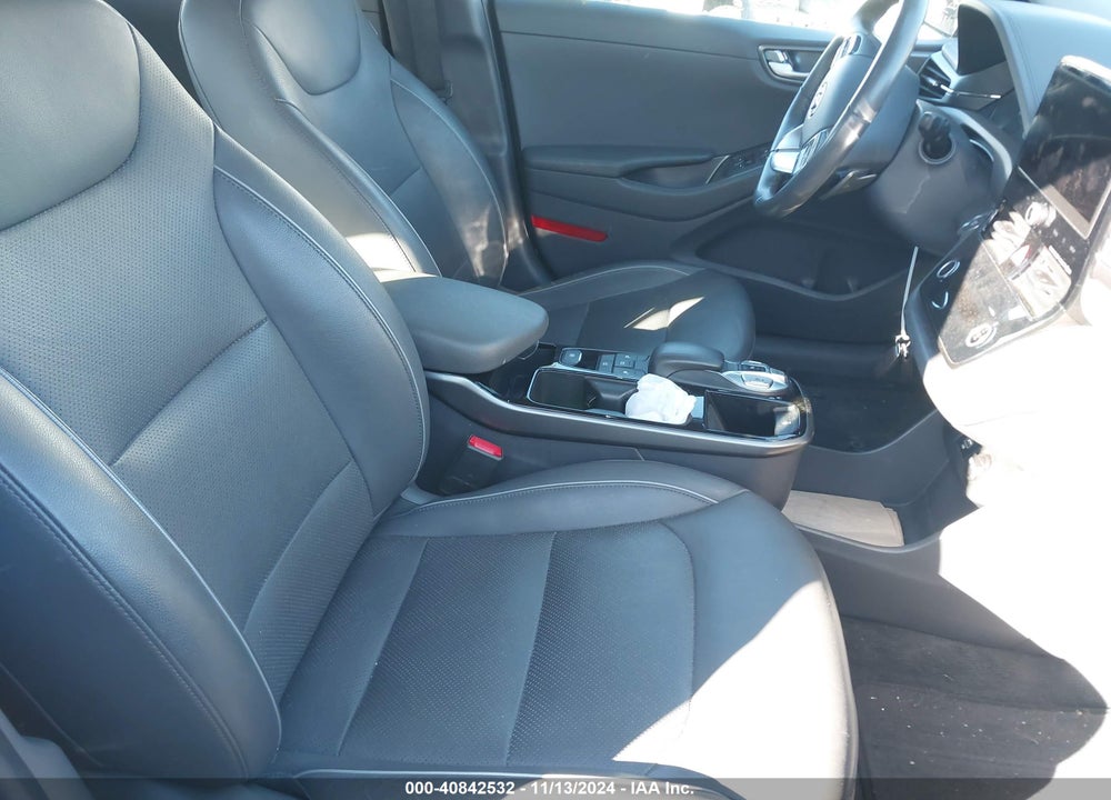2020 HYUNDAI IONIQ ELECTRIC LIMITED VIN: KMHC85LJ3LU061732