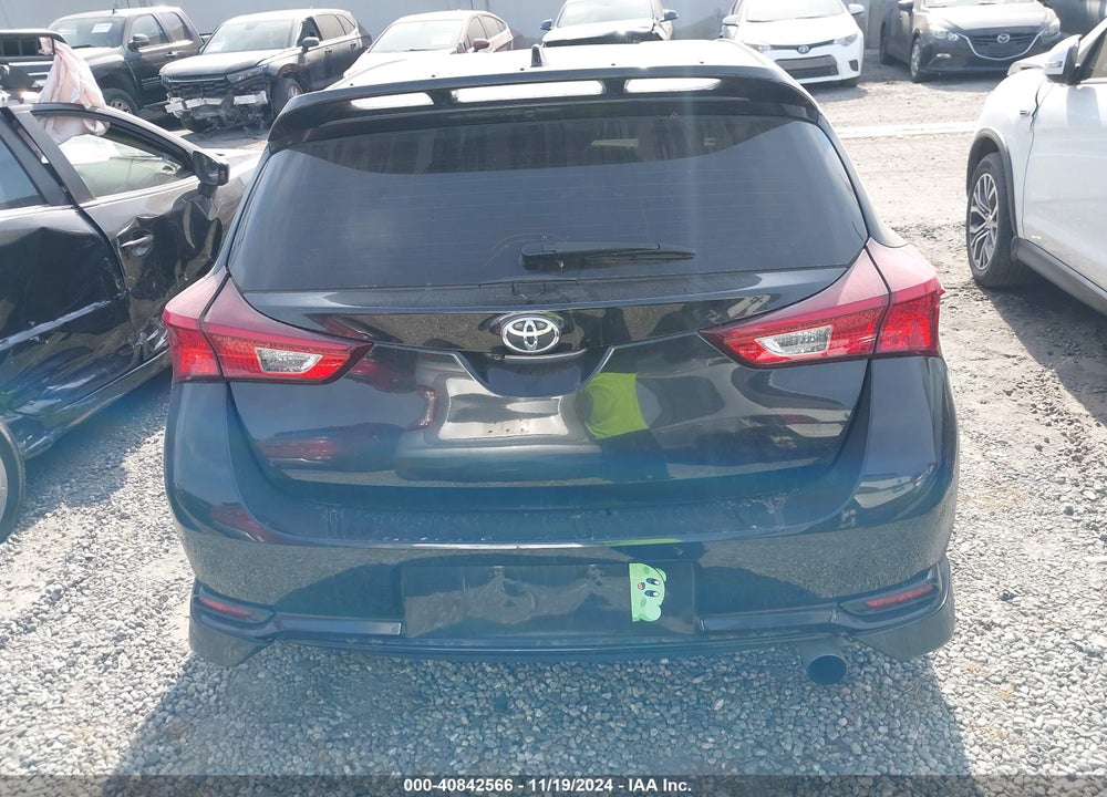 2018 TOYOTA COROLLA IM VIN: JTNKARJEXJJ558482