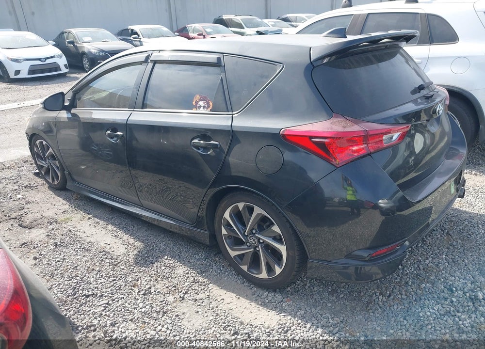 2018 TOYOTA COROLLA IM VIN: JTNKARJEXJJ558482