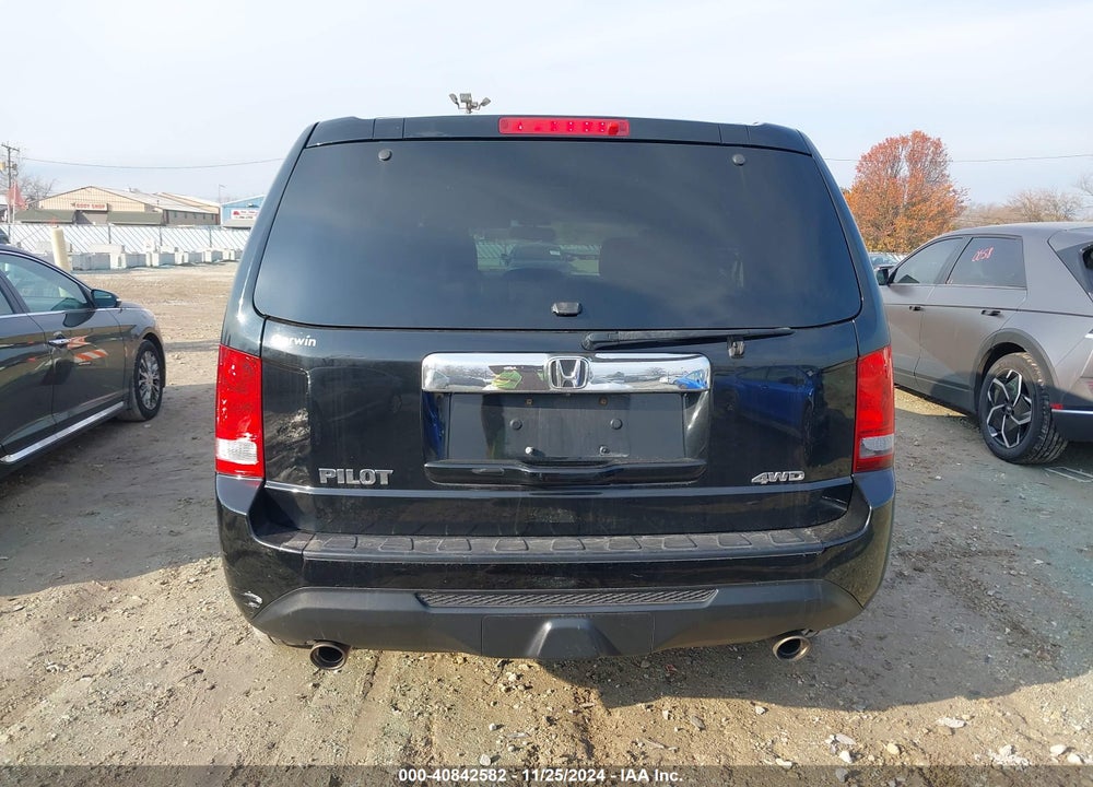 2013 HONDA PILOT EX-L VIN: 5FNYF4H5XDB075806