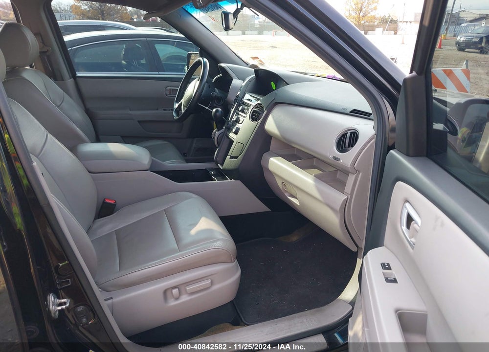 2013 HONDA PILOT EX-L VIN: 5FNYF4H5XDB075806