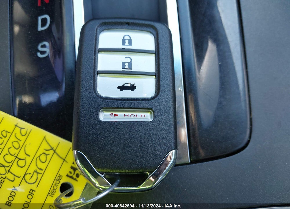 2013 HONDA ACCORD EX-L V-6 VIN: 1HGCR3F8XDA018721